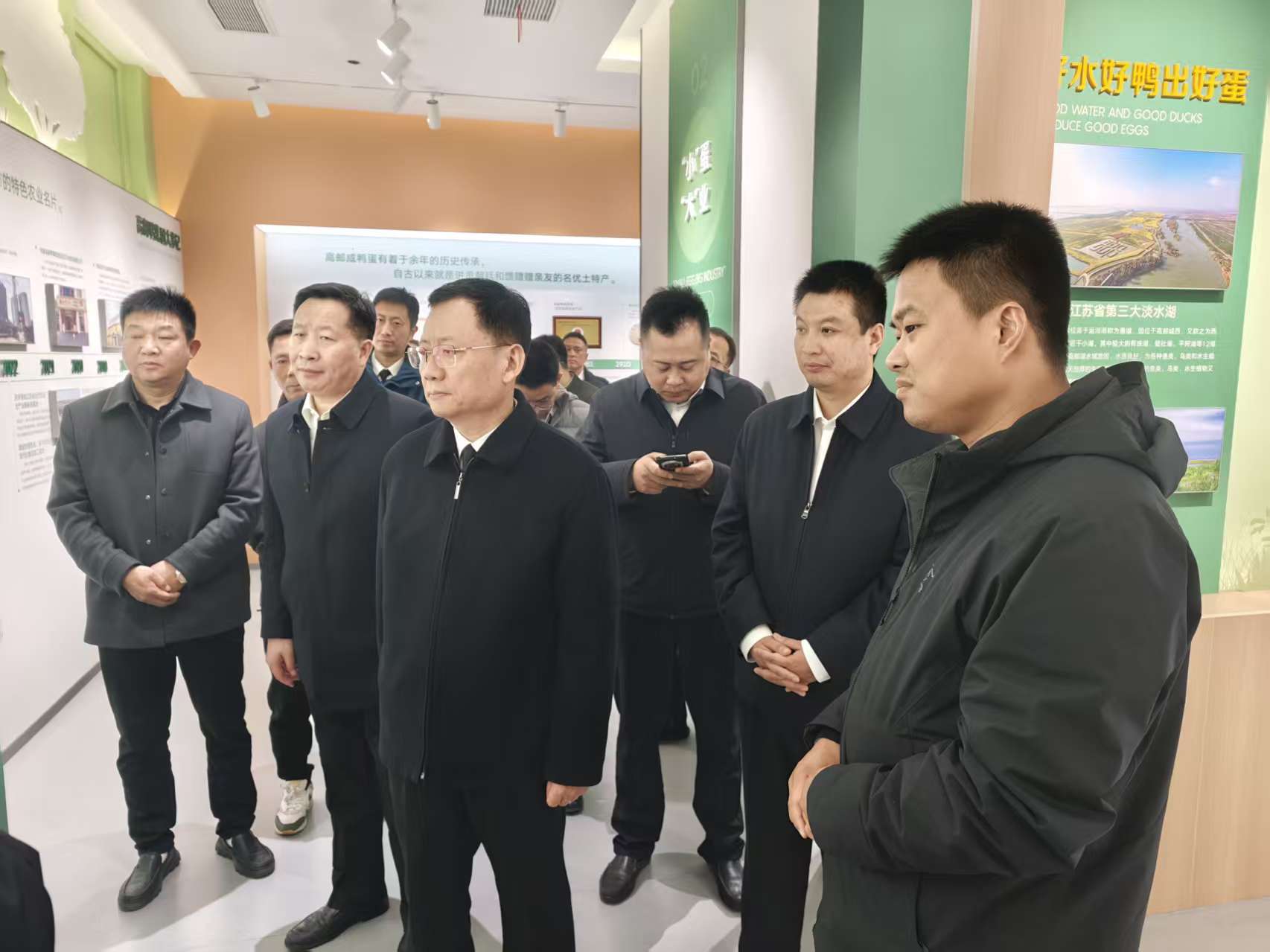 南京海關(guān)副關(guān)長黃勇一行赴高郵鴨集